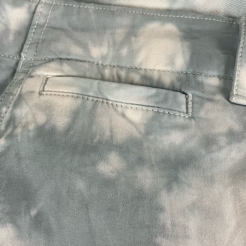 Gap Tie-Dye Shorts - Picture 5 of 10